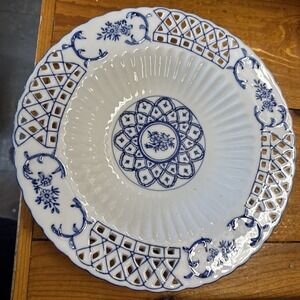 Vintage Reticulated Porcelain Floral Blue And White Fruit Bowl 10" Diameter